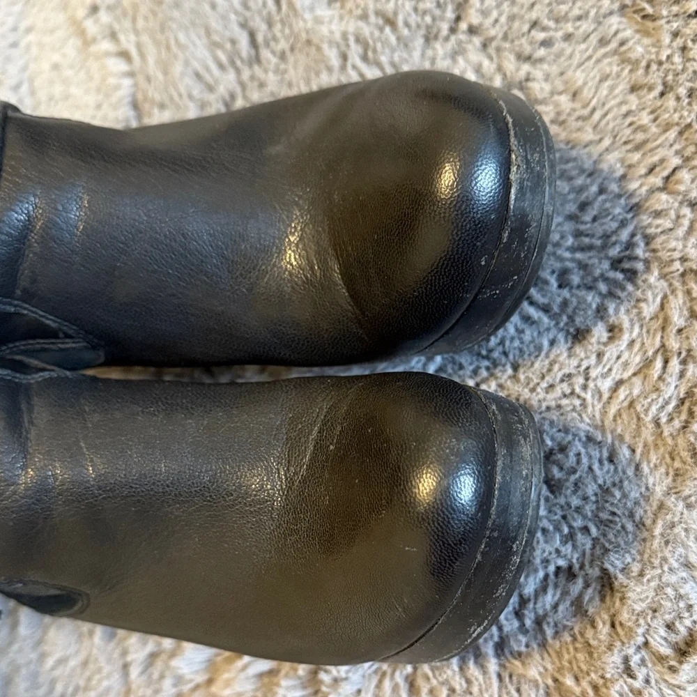 UGG Black Linde high Heeled Boots - Picture 3 of 5